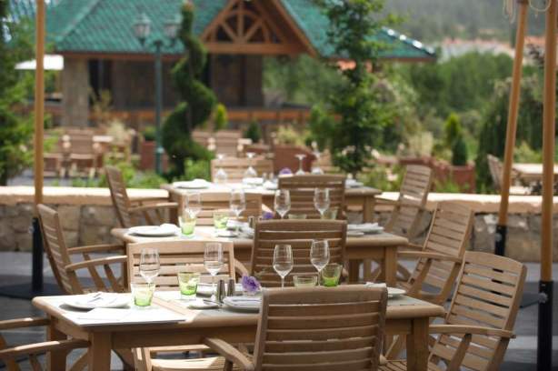 Restauration au Michlifen Ifrane Suites et Spa